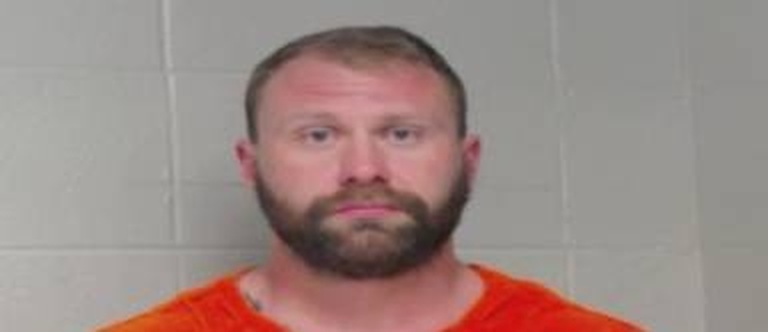 Adam Mount mugshot