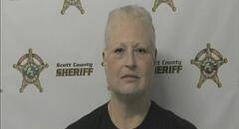 Anna Mills mugshot
