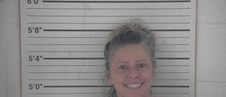 Cara Meadows mugshot