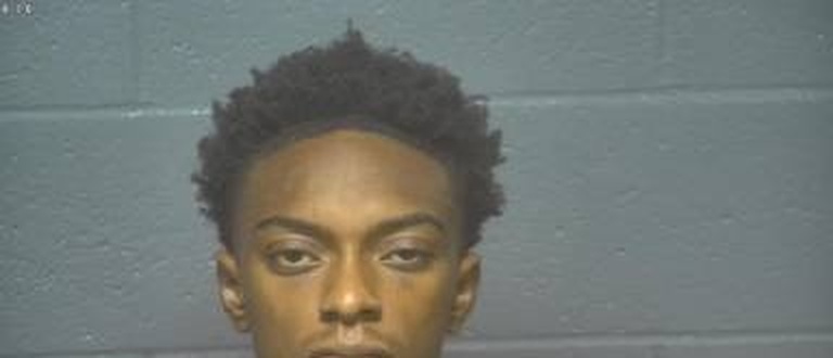Mugshot of Dezmond Moore