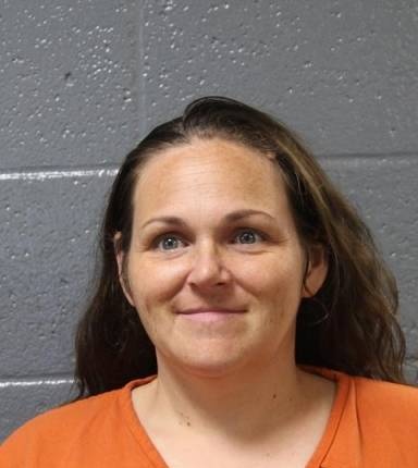 Mugshot of Samantha Amos