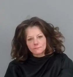 Nicole Elanie Holland mugshot