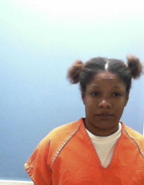 Lynasia R Sims mugshot