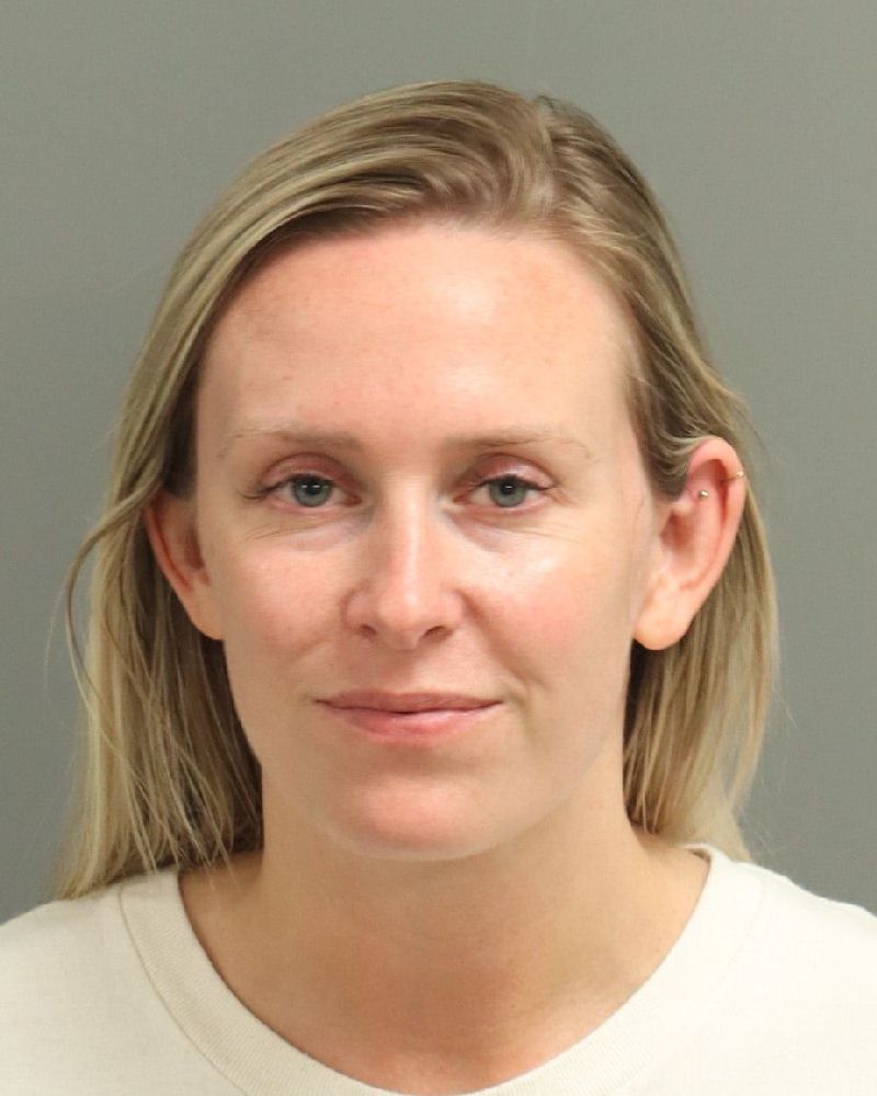 LINDSAY FAYE SIMON mugshot